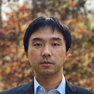 Hailiang Wang Headshot