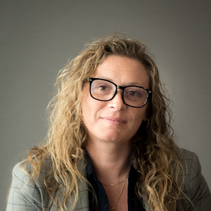 Stephanie Sandella headshot