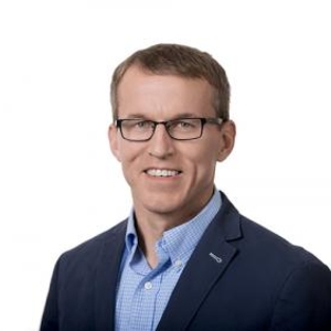 Steven Konezny Headshot